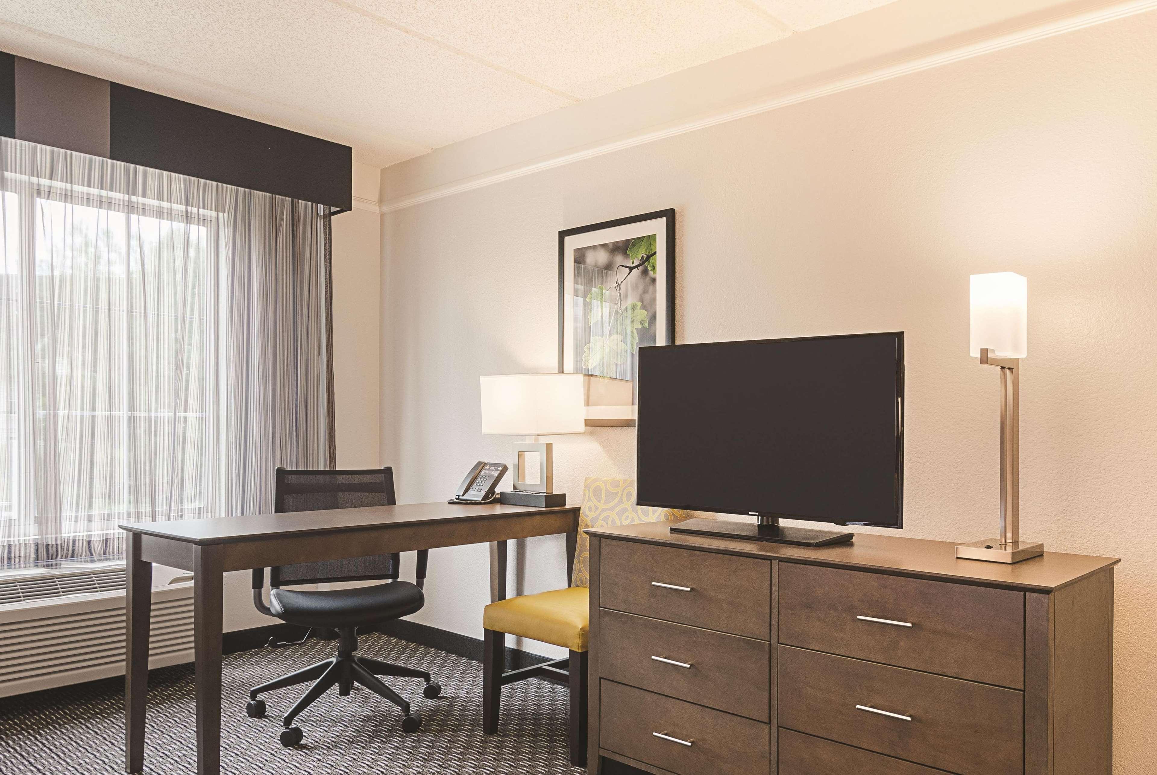Hotel La Quinta By Wyndham Atlanta Perimeter Medical Sandy Springs Zewnętrze zdjęcie