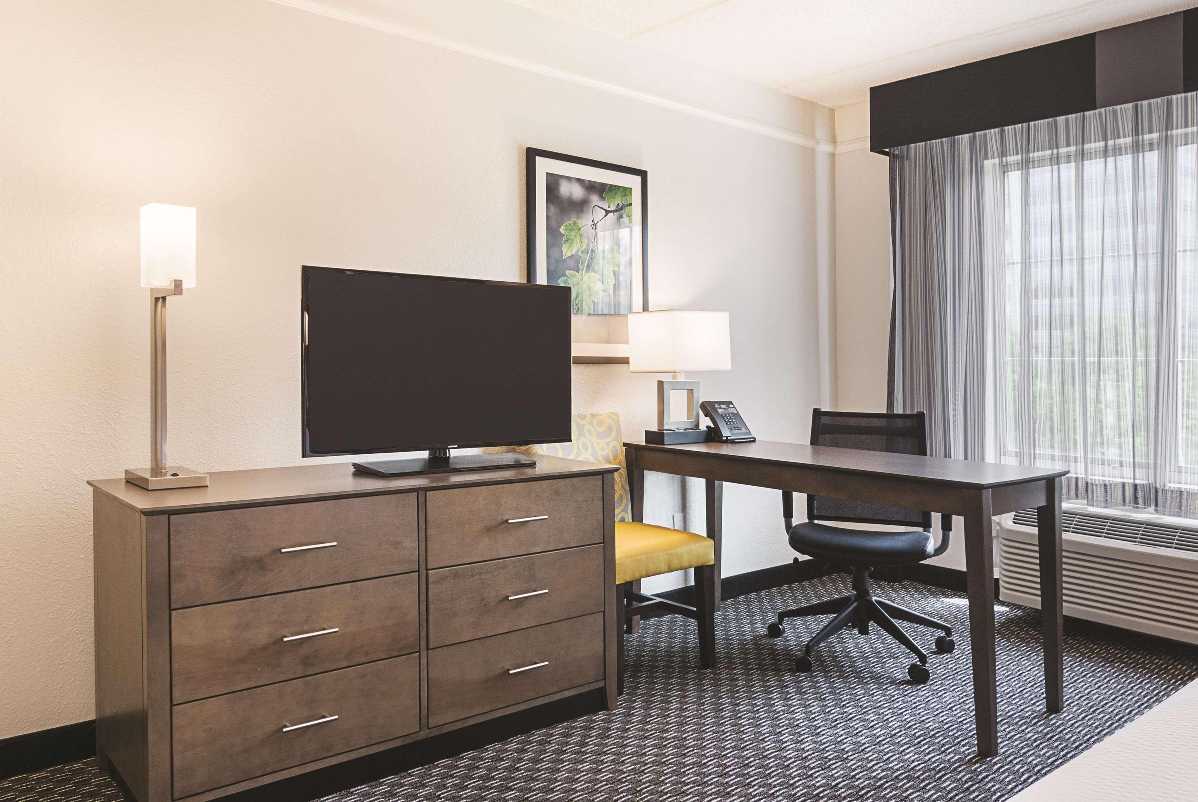 Hotel La Quinta By Wyndham Atlanta Perimeter Medical Sandy Springs Zewnętrze zdjęcie