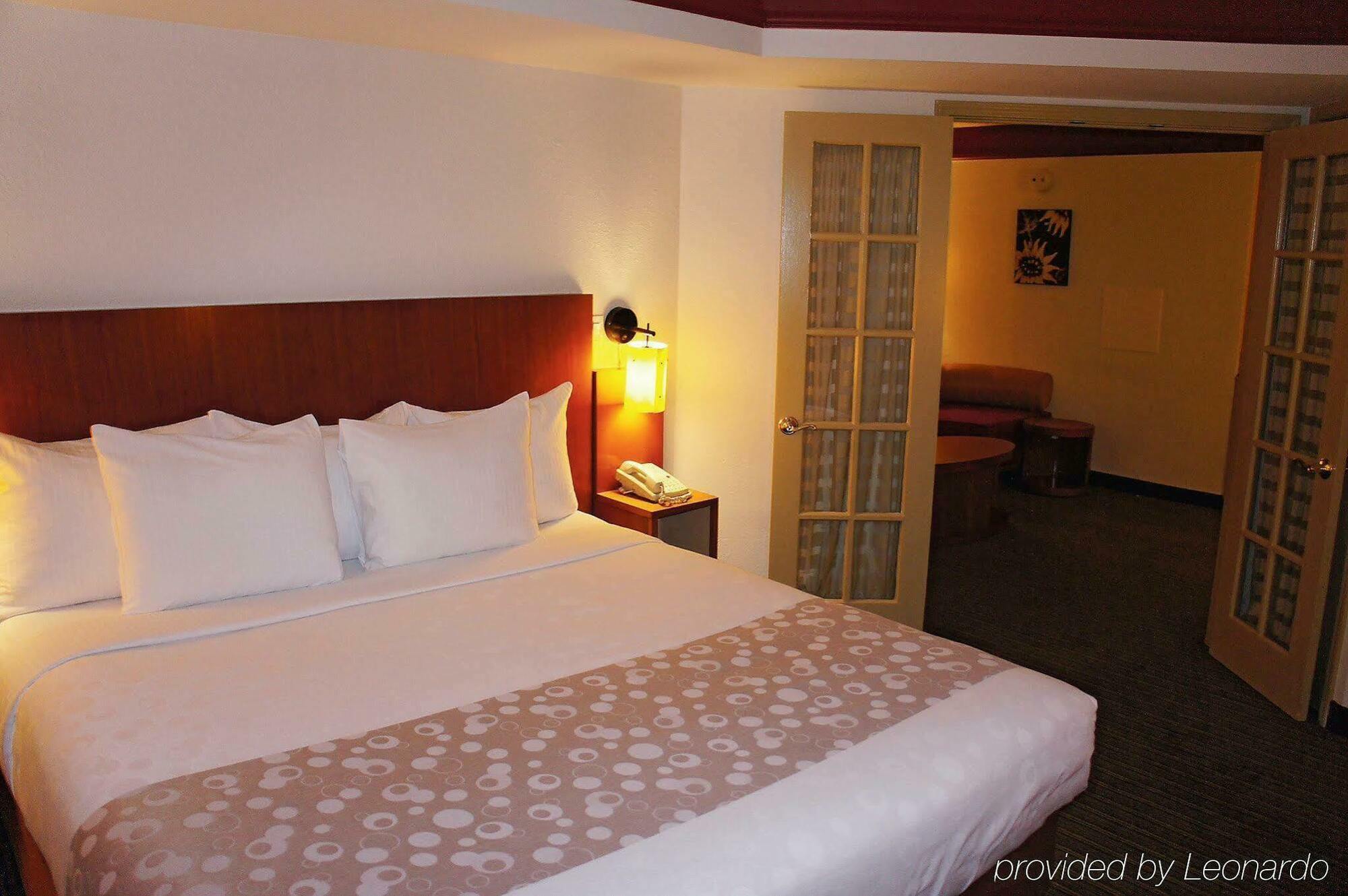 Hotel La Quinta By Wyndham Atlanta Perimeter Medical Sandy Springs Zewnętrze zdjęcie